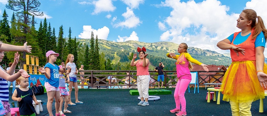 "Альпен Клаб" гостиничный комплекс 4*